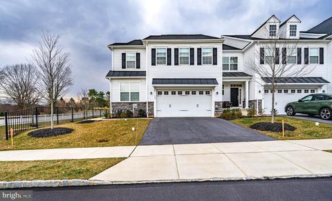 400 Lee Pl, Exton, PA 19341 photo 1