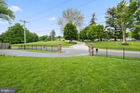 122 Old Lancaster Rd, Devon, PA 19333 photo 65