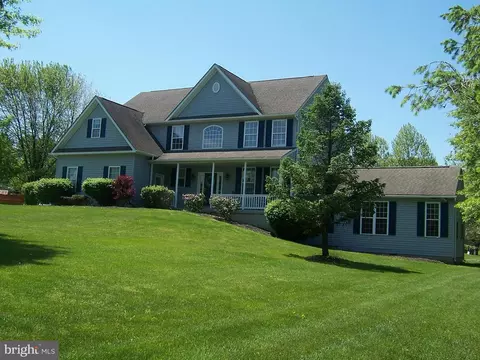 105 Kathys Way, Coatesville, PA 19320