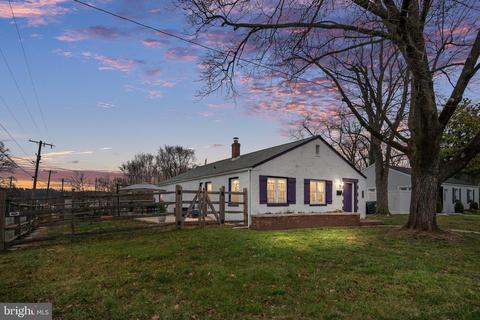 148 Carson St, Phoenixville, PA 19460