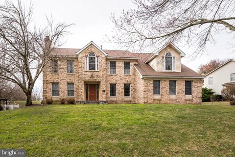 21 Balmoral Dr, Chadds Ford, PA 19317