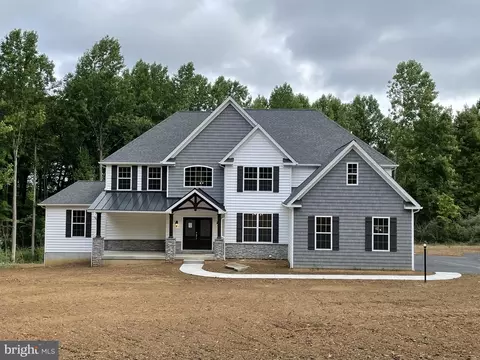 689 Cheyney Rd, Glen Mills, PA 19342