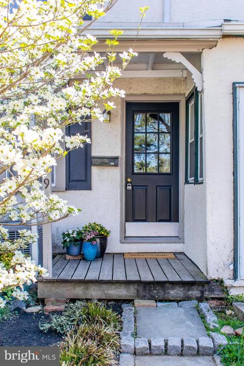 319 S Union St, Kennett Square, PA 19348
