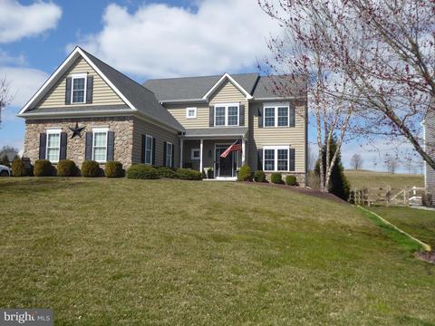 180 Mill House Dr, Lincoln University, PA 19352
