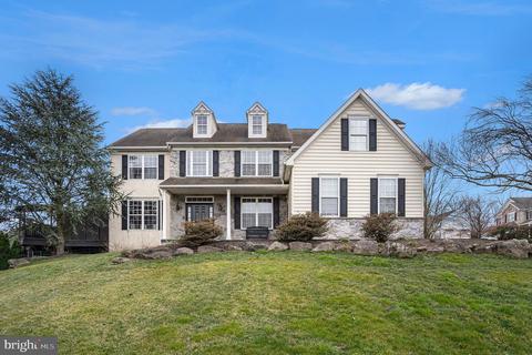 1121 Wendler Cir, Pottstown, PA 19465