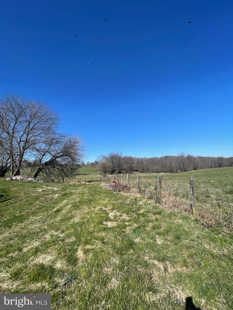  418 Doe Run Station Rd, Coatesville, PA 19320 photo 14
