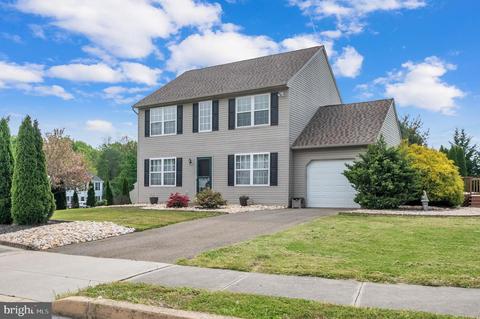 28 Penn Oak Ln, Oxford, PA 19363