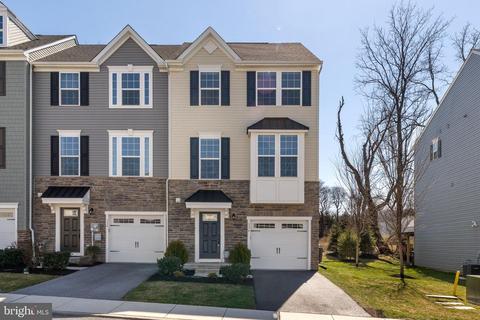 136 Mulberry Dr, Malvern, PA 19355