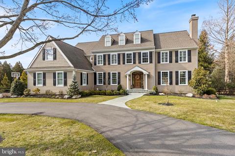 819 Wetherill Ln, Wayne, PA 19087