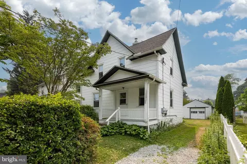 12 Broad St, West Chester, PA 19382