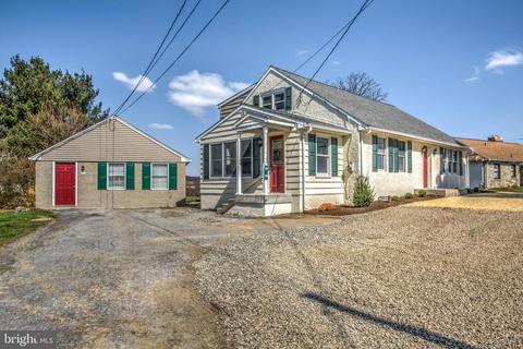 335 339 Maple St, Honey Brook, PA 19344