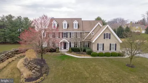 112 Clay Ridge Dr, Landenberg, PA 19350
