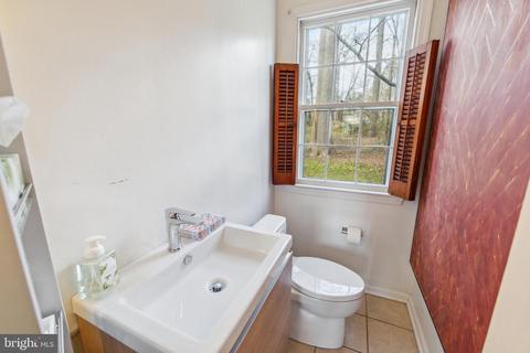 327 Berkley Rd, Devon, PA 19333 photo 12