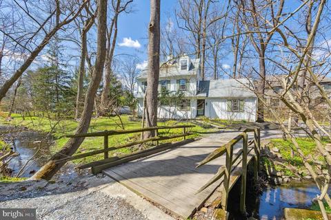 327 Berkley Rd, Devon, PA 19333 photo 2