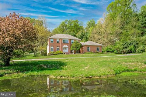 34 Overhill Rd, Coatesville, PA 19320