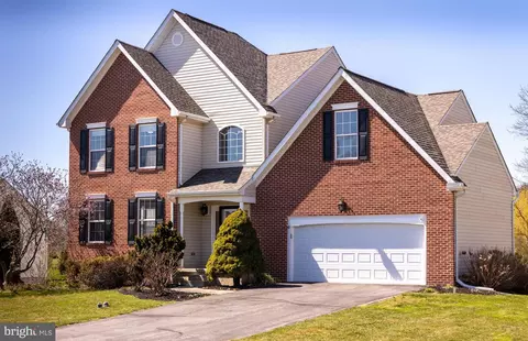 708 Slate Hill Dr, Oxford, PA 19363