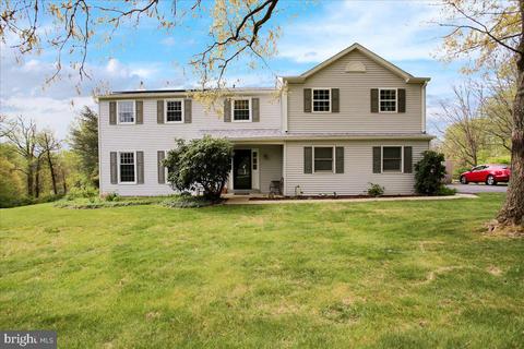 1 Rabbit Run Ln, Glenmoore, PA 19343