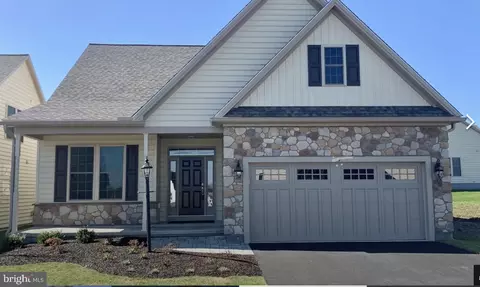 800 Summer Breeze Path, Cochranville, PA 19330