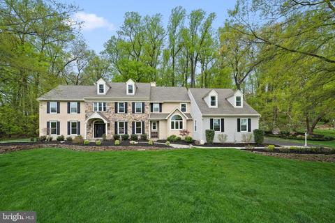 3 Primrose Ln, Malvern, PA 19355