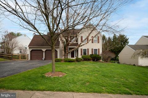 4 Morningside Ct, West Grove, PA 19390
