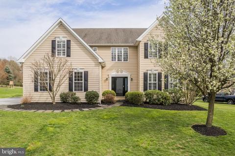 243 Ferndale Ln, Downingtown, PA 19335