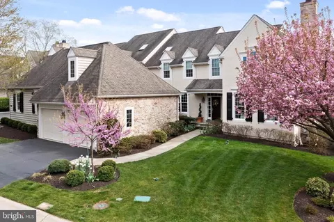 361 Applebrook Dr, Malvern, PA 19355