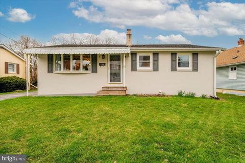 338 Jefferson Ave, Downingtown, PA 19335