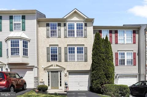 303 Broad Meadow Dr, Parkesburg, PA 19365