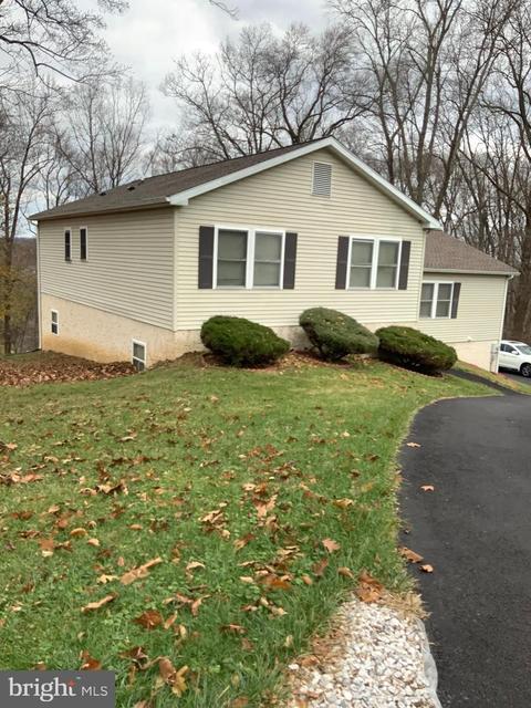 249 Northview Dr, Coatesville, PA 19320