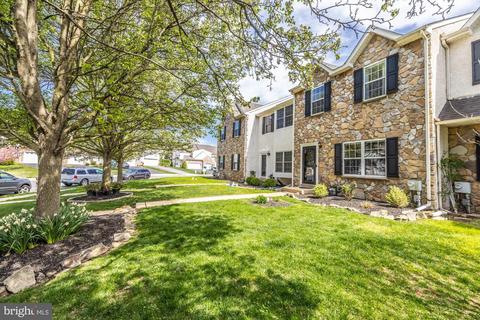 369 Galway Dr, West Chester, PA 19380