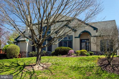 1267 Robynwood Ln, West Chester, PA 19380