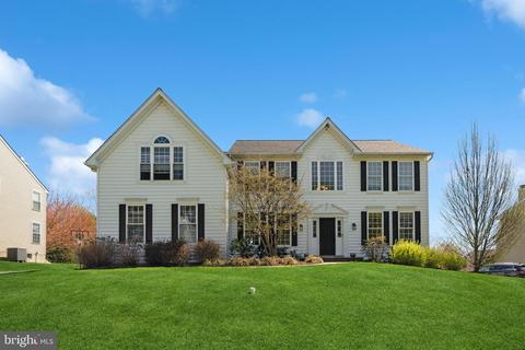 245 Ferndale Ln, Downingtown, PA 19335