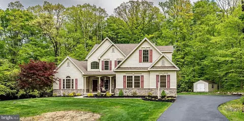 2068 Bodine Rd, Malvern, PA 19355