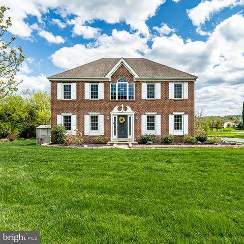 4 Magnolia Ct, Downingtown, PA 19335