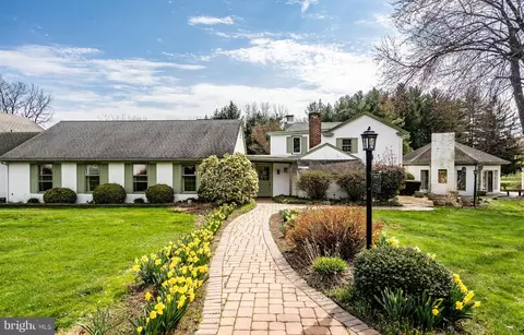 1001 Cadmus Rd, Pottstown, PA 19465