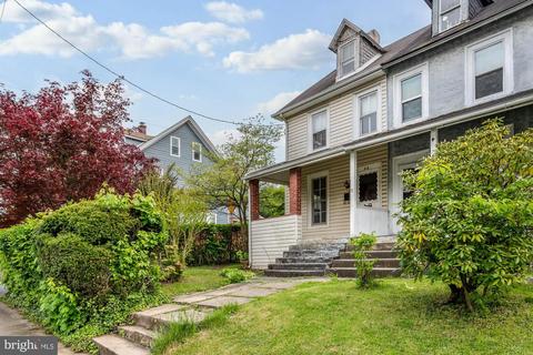 66 W Central Ave, Paoli, PA 19301