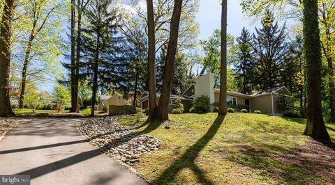 49 Lakeside Ave, Devon, PA 19333 photo 4