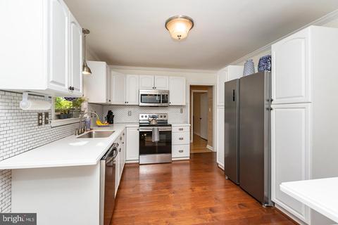 49 Lakeside Ave, Devon, PA 19333 photo 13