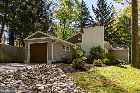 49 Lakeside Ave, Devon, PA 19333 photo 3