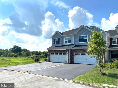 3250 Krista Ln, Chester Springs, PA 19425