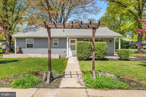 1208 Lane Ave, Phoenixville, PA 19460