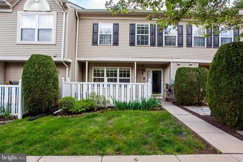 1902 Iris Ct, Phoenixville, PA 19460