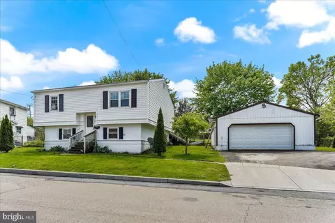 540 New St, Oxford, PA 19363