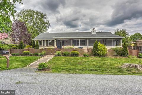 23 Penn St, Coatesville, PA 19320