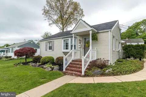 18 Fairview Rd, Paoli, PA 19301