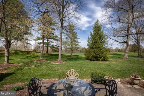 1245 Oakmont Ln, West Chester, PA 19380