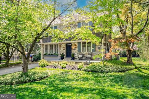 546 W Beechtree Ln, Wayne, PA 19087