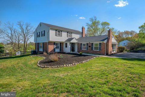 906 Warrior Rd, Malvern, PA 19355