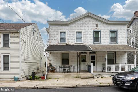 229 S Main St, Spring City, PA 19475