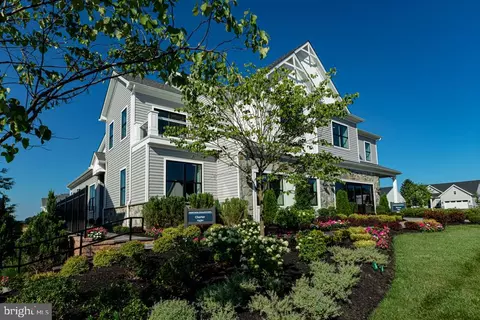 8 Fetters Blvd #122, Downingtown, PA 19335